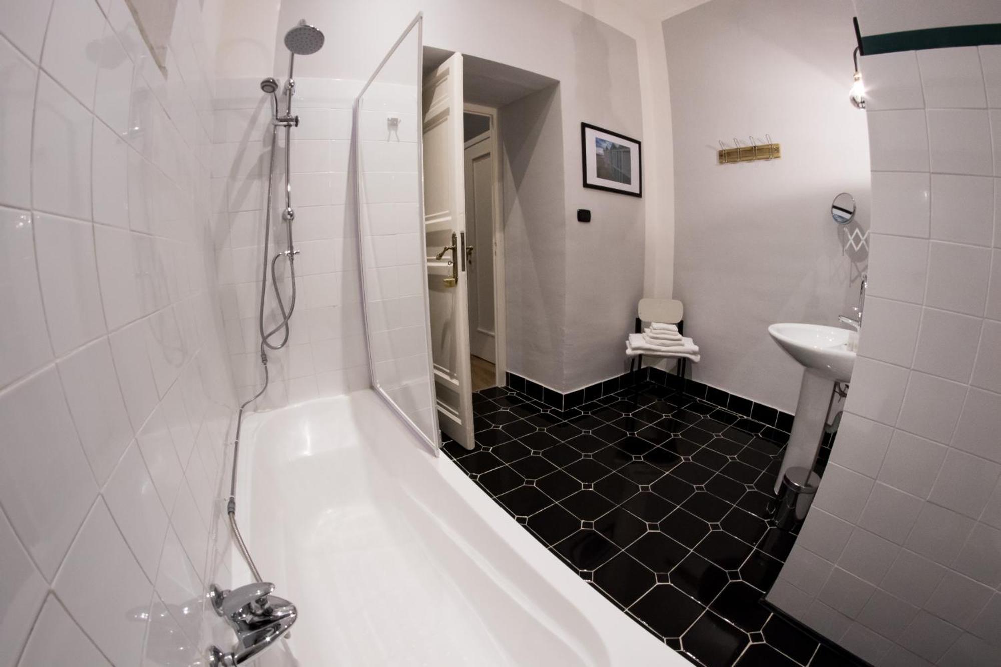 Balate Maqueda B&B Палермо Номер фото